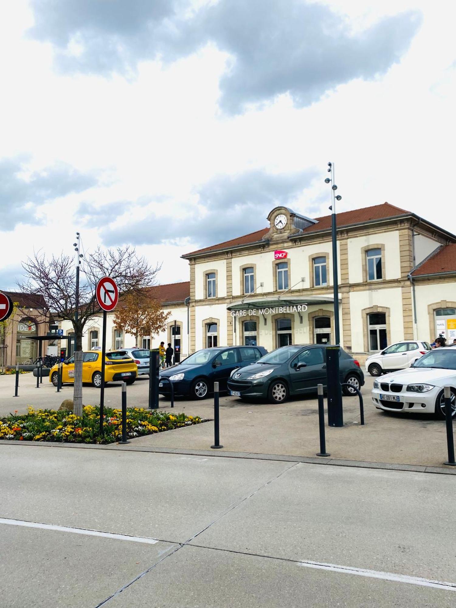 Superbe Studio Cosy Et Atypique 3 Etoiles Montbéliard Zewnętrze zdjęcie